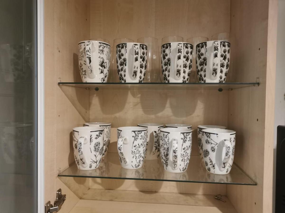 ホテル Ella'S Place ルートン エクステリア 写真